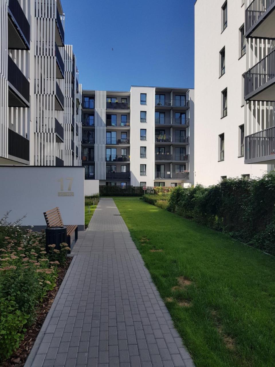 Julia Apartments Jezyce Koscielna Posen Exterior foto
